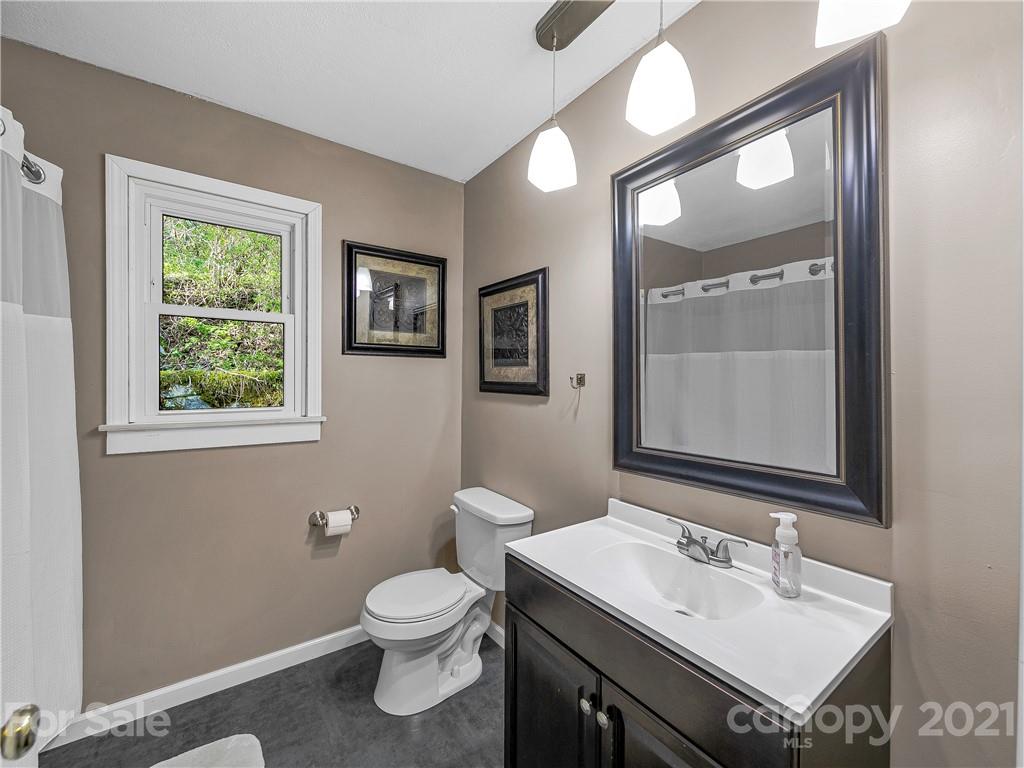 1465 Lentini Drive Waynesville NC 28785
