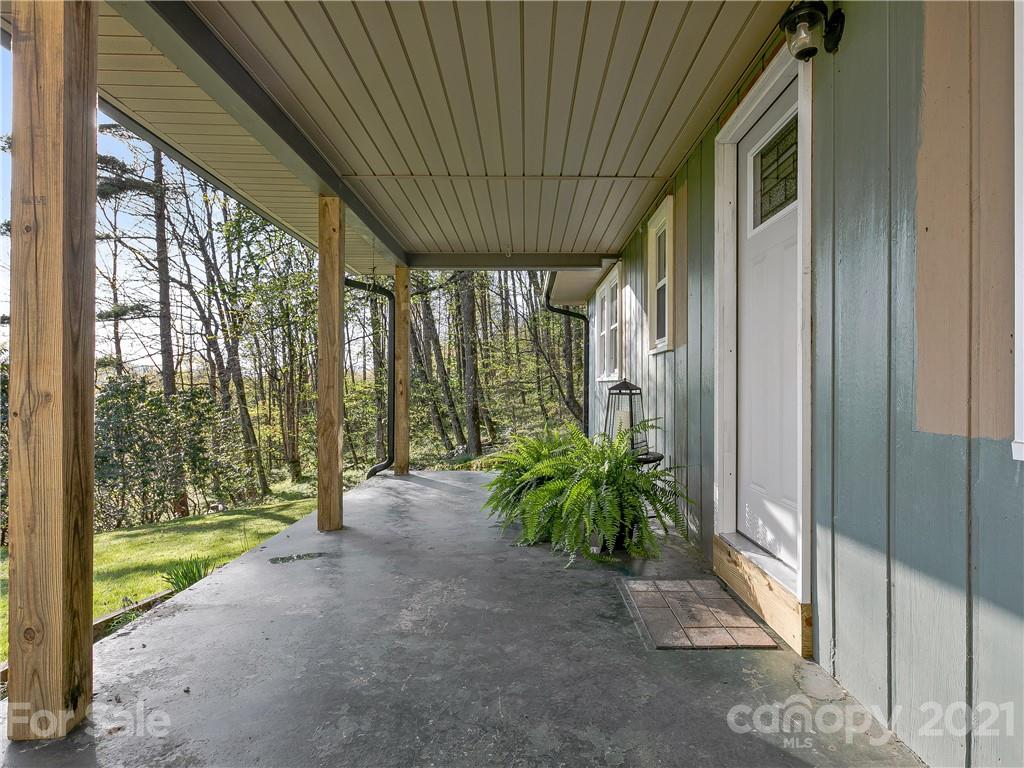 1465 Lentini Drive Waynesville NC 28785