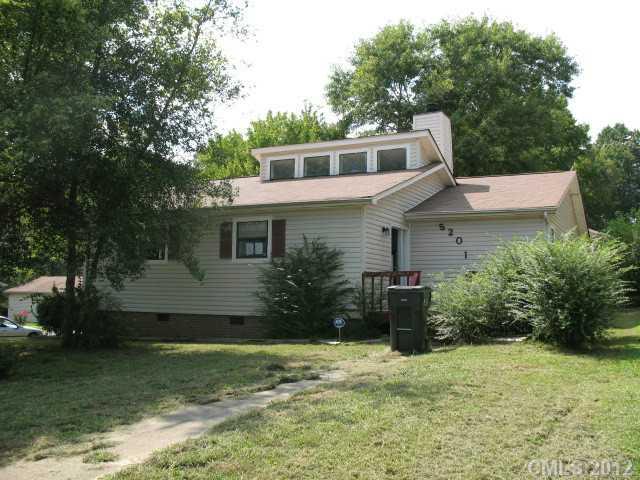 5201 Rolling Oak Lane Charlotte NC 28227