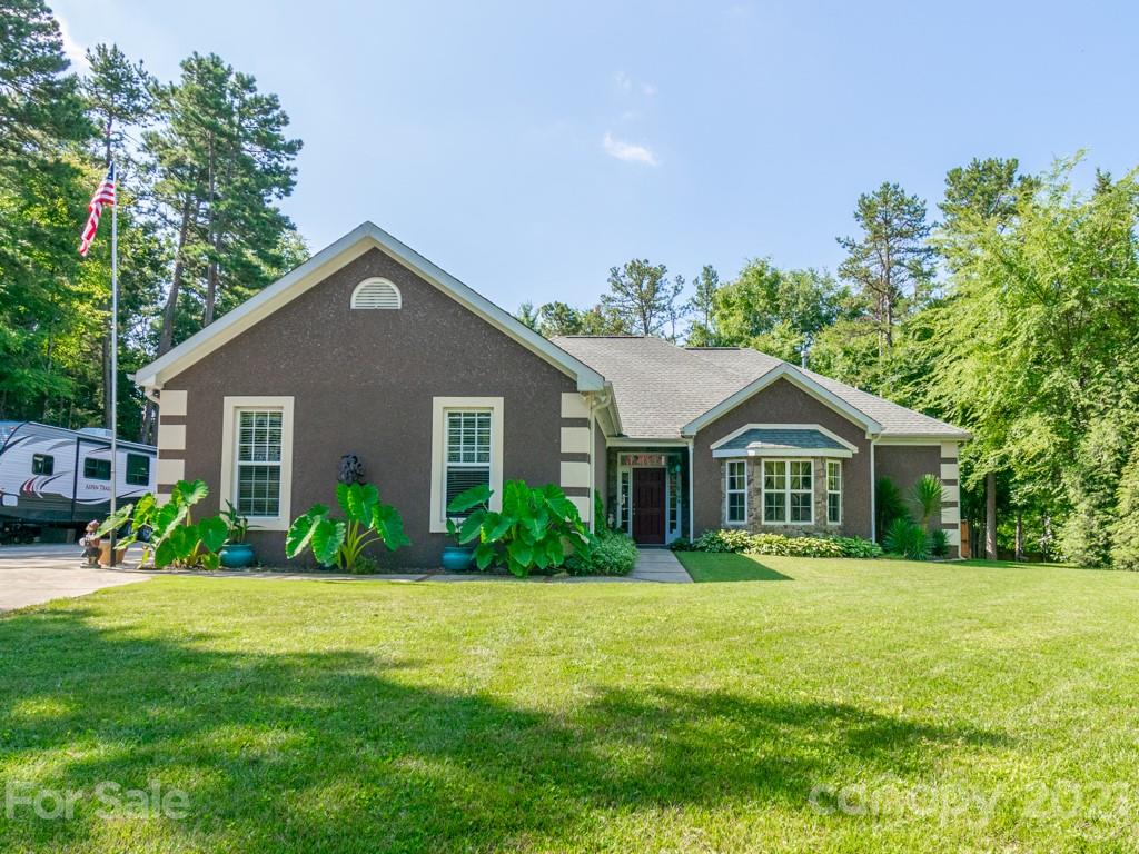 5018 Spicewood Drive Charlotte NC 28227