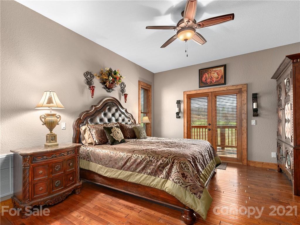 15 Sandy Bottoms Drive Clyde NC 28721