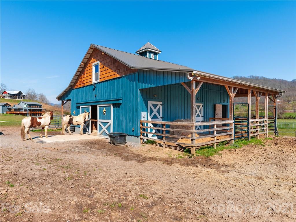 15 Sandy Bottoms Drive Clyde NC 28721