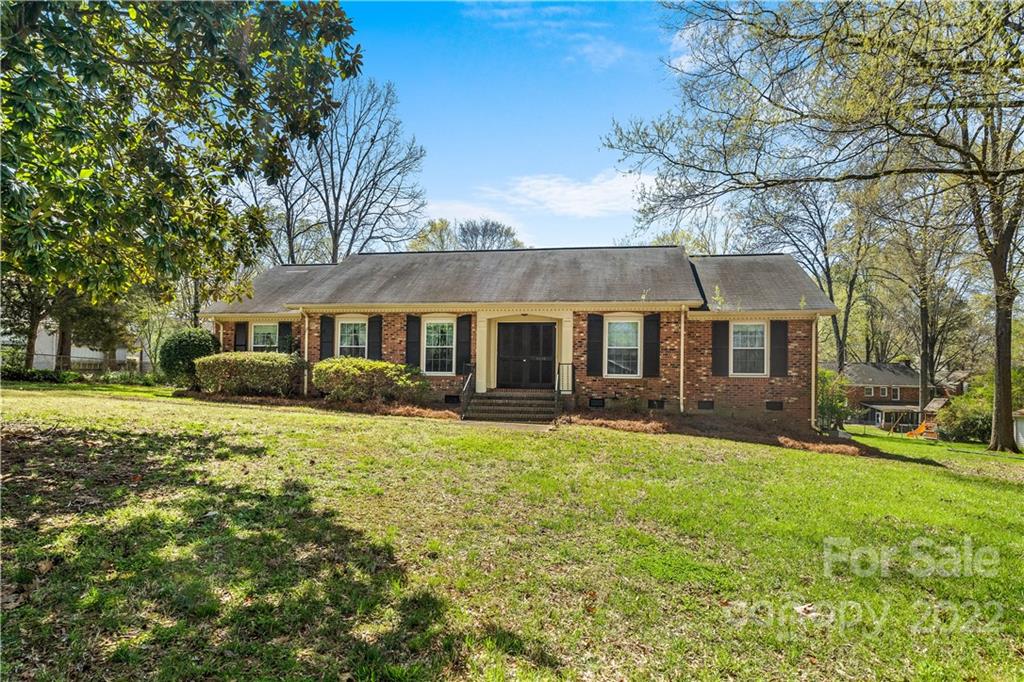 7215 Bedfordshire Drive Charlotte NC 28226