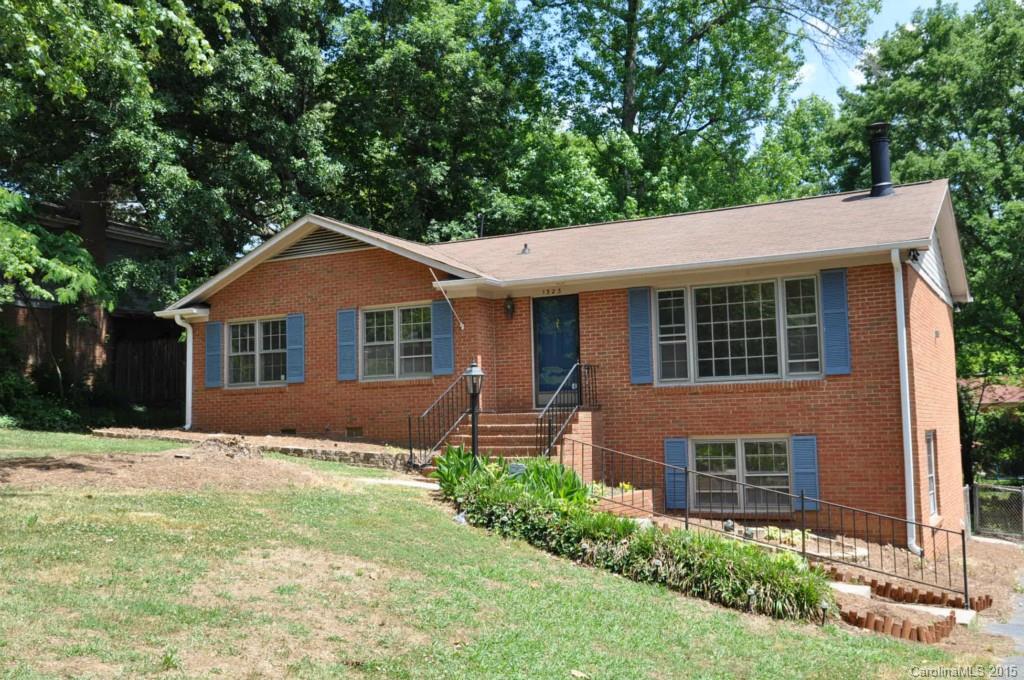 1323 Fox Run Drive Charlotte NC 28212