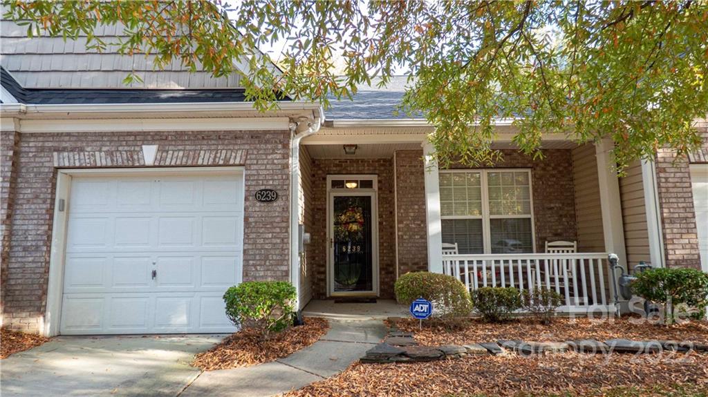 6239 Meadow Glen Lane Harrisburg NC 28075