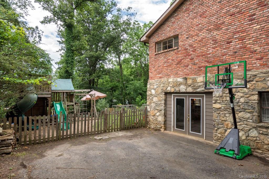 217 School Road Asheville NC 28806