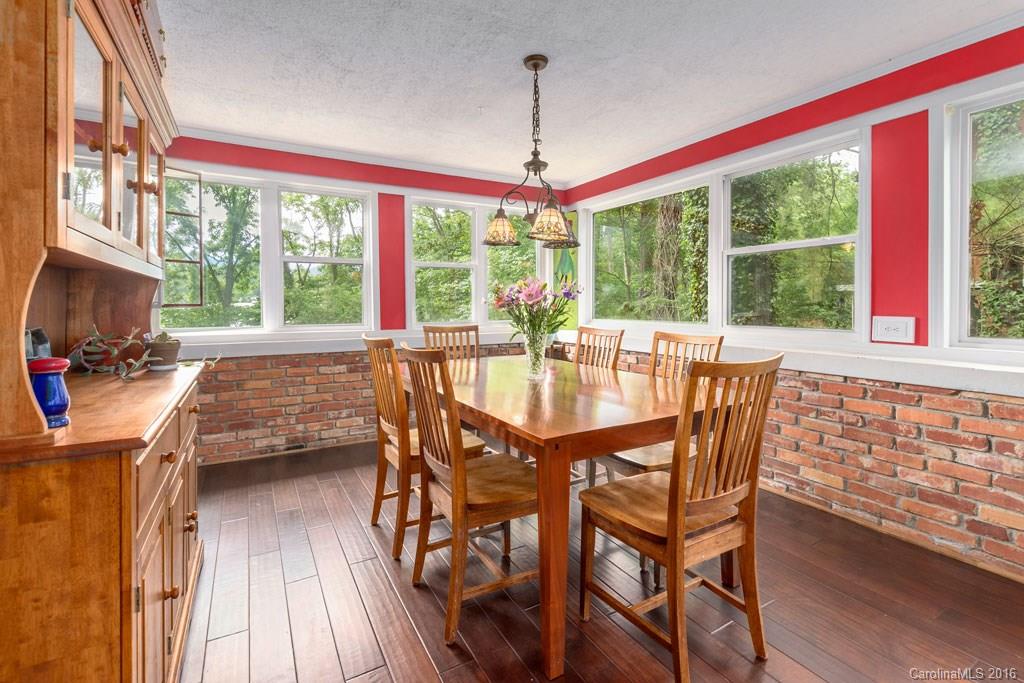 217 School Road Asheville NC 28806