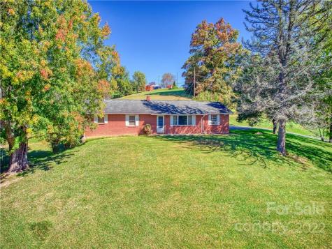 24 Walters Lane Canton NC 28716