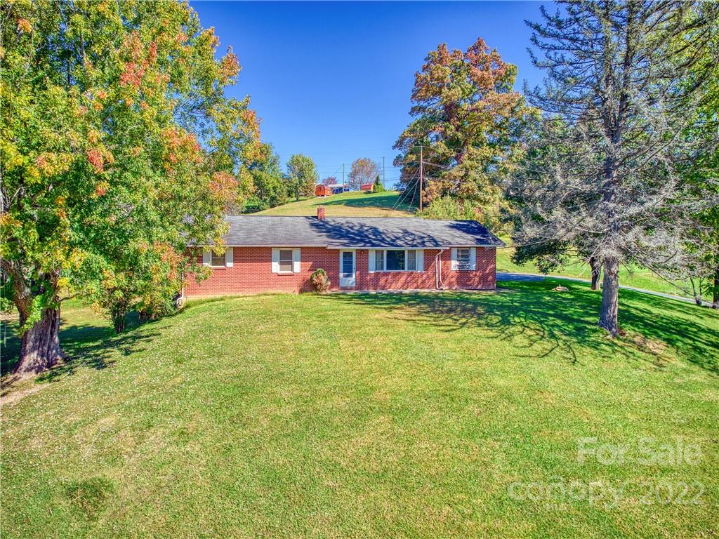24 Walters Lane Canton NC 28716