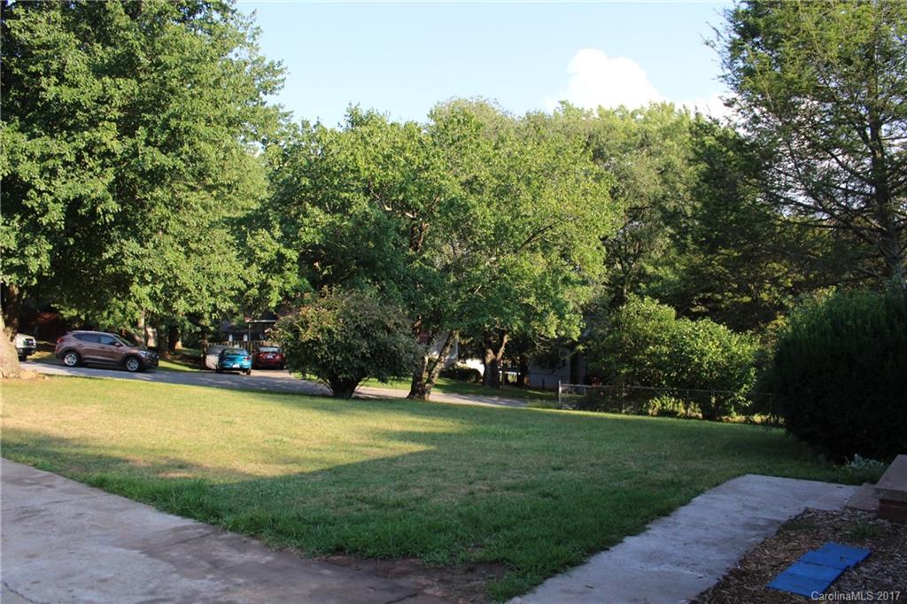 29 King Arthur Place Asheville NC 28806