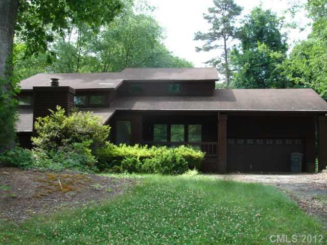 8738 Lorraine Drive Charlotte NC 28270