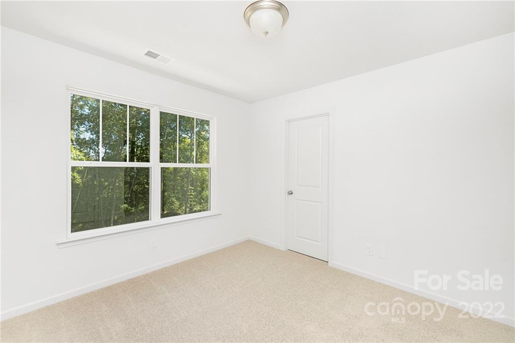 6906 Pear Tree Road Charlotte NC 28216