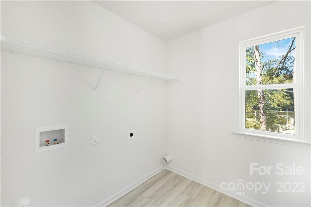 6906 Pear Tree Road Charlotte NC 28216