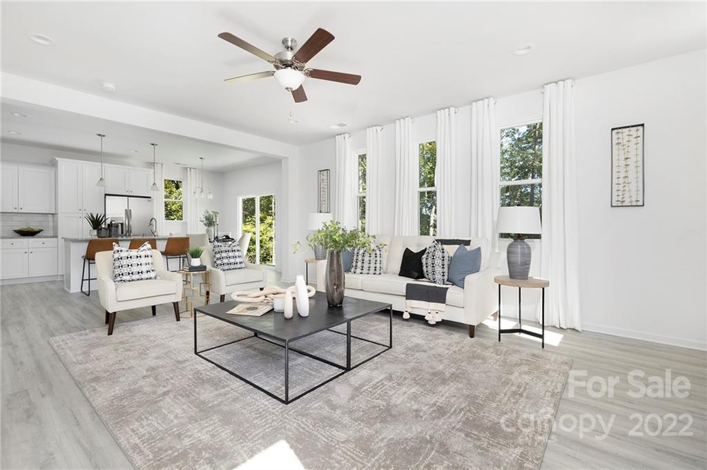 6906 Pear Tree Road Charlotte NC 28216