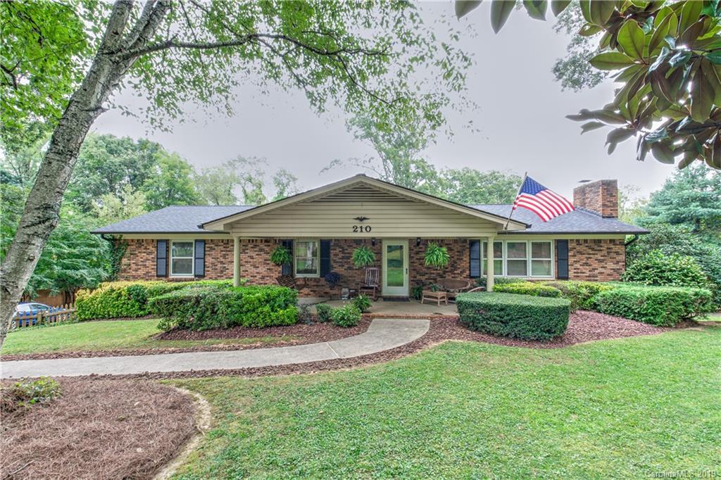 210 Asbury Road Candler NC 28715
