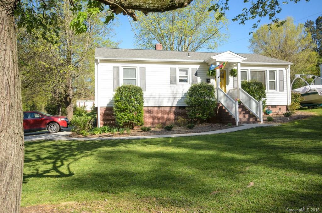 908 N Flint Street Lincolnton NC 28092