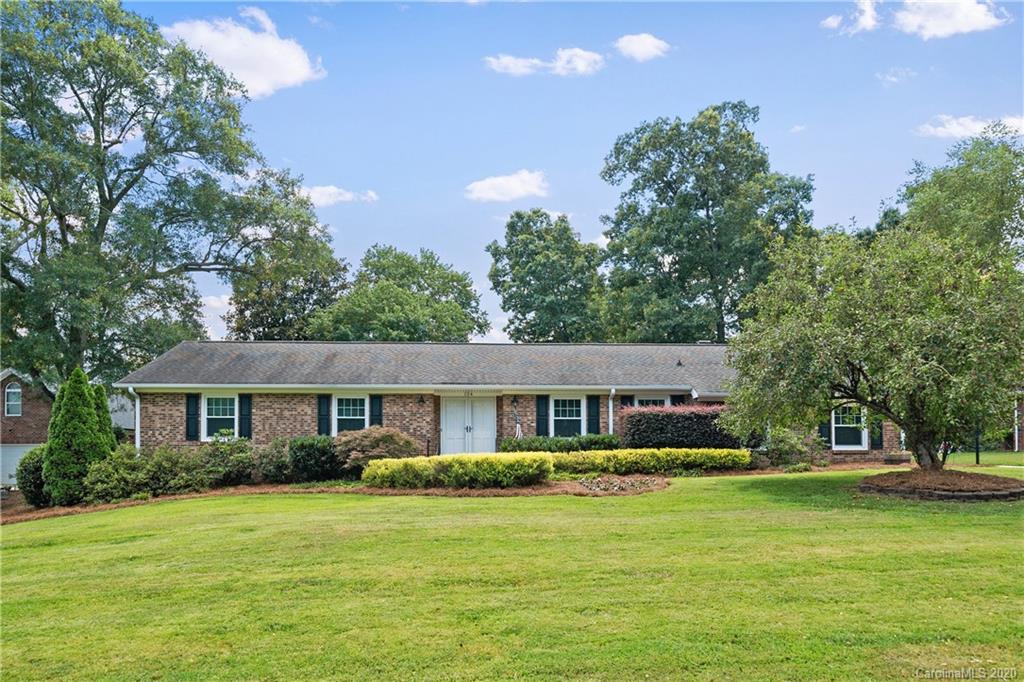 124 Benbow Lane Charlotte NC 28214