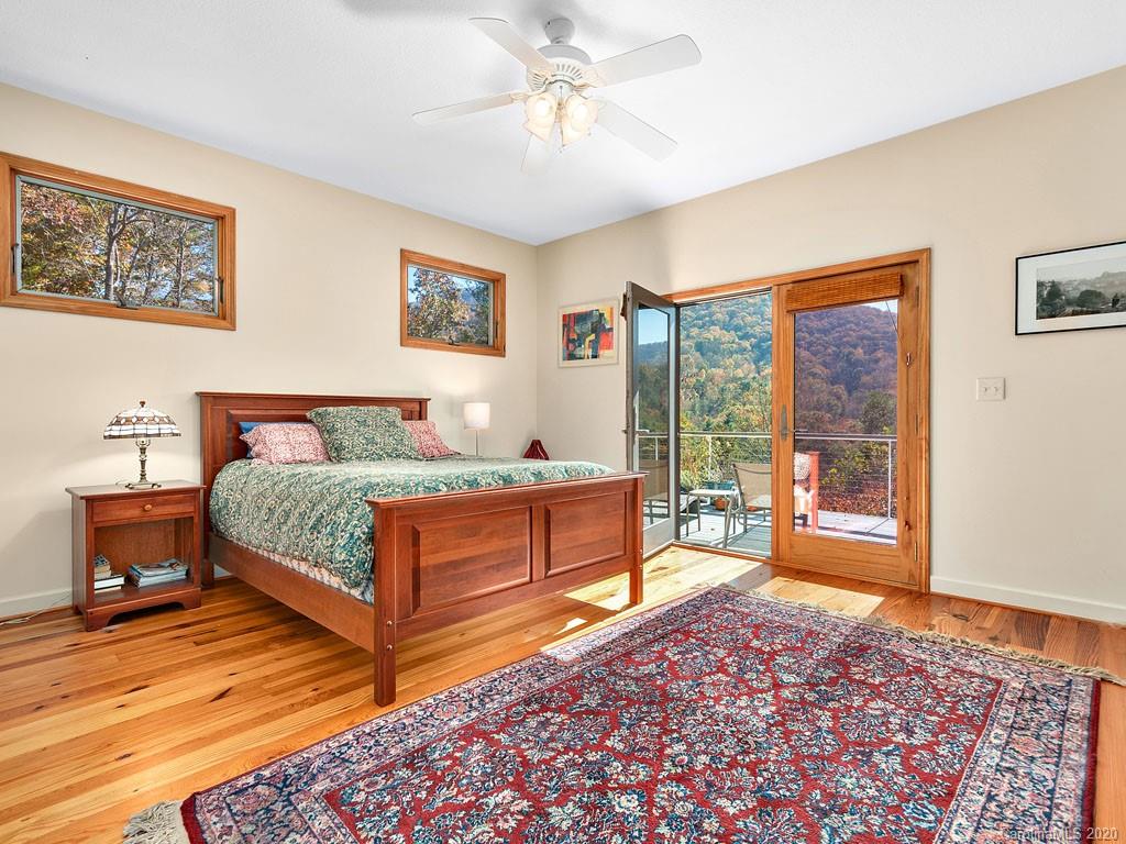 9 Bees Mountain Drive Asheville NC 28804