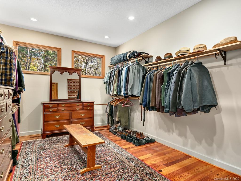 9 Bees Mountain Drive Asheville NC 28804