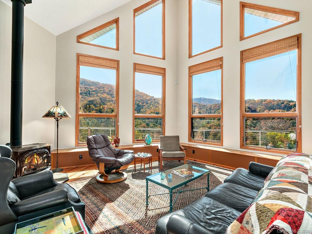 9 Bees Mountain Drive Asheville NC 28804