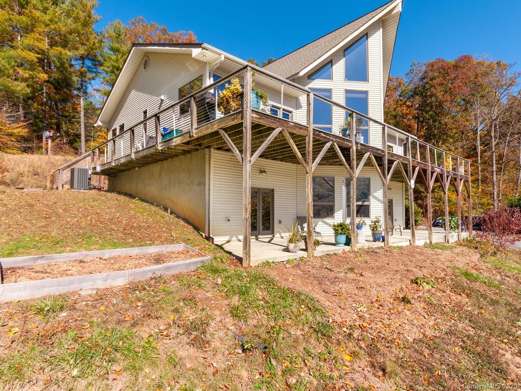 9 Bees Mountain Drive Asheville NC 28804