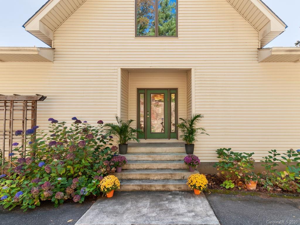 9 Bees Mountain Drive Asheville NC 28804