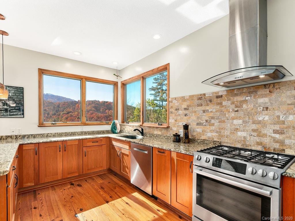 9 Bees Mountain Drive Asheville NC 28804