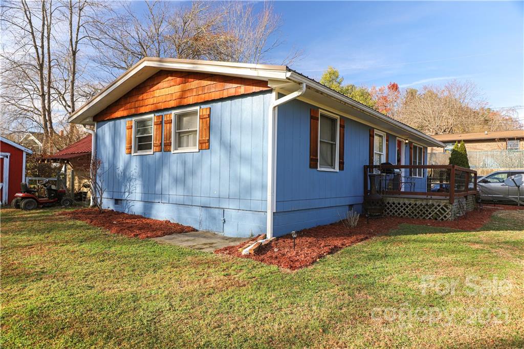 103 E Price Street Hendersonville NC 28739