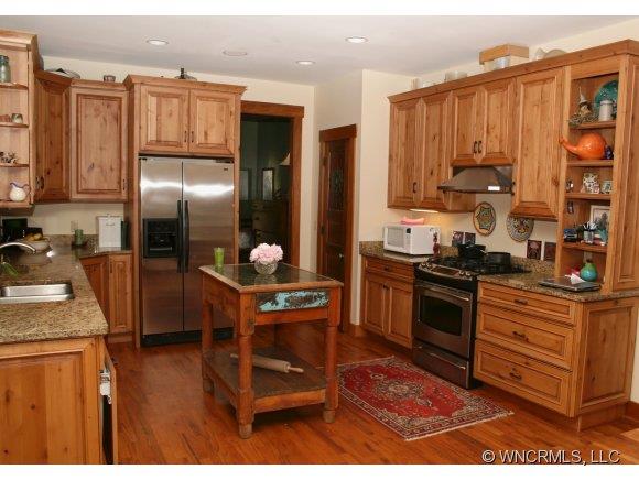 21 Courseview Weaverville NC 28787