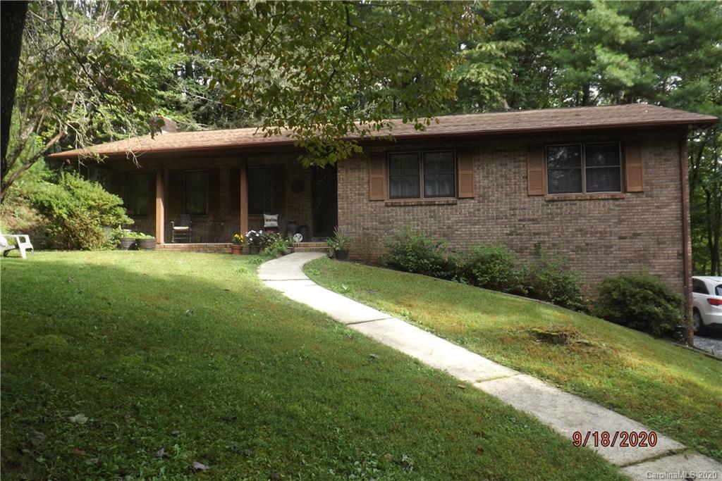 110 Deer Path Drive Mills River NC 28759
