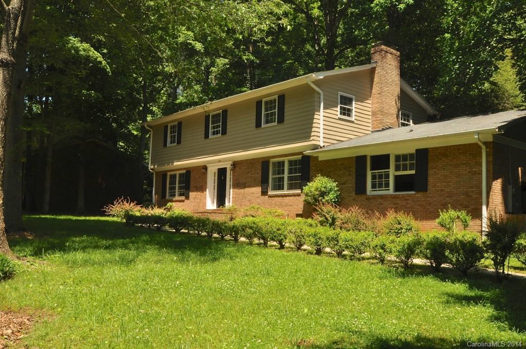 6800 April Lane Charlotte NC 28215