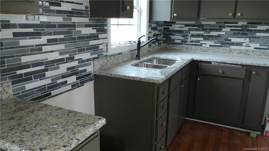 2748 Westerwood Village Drive Charlotte NC 28214