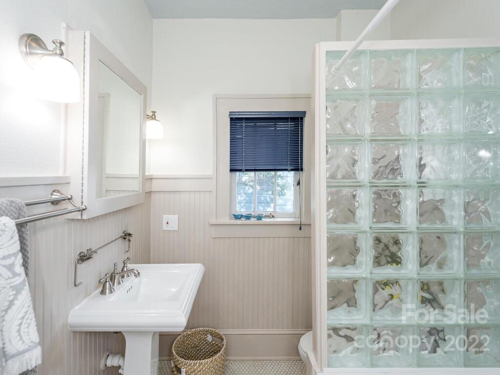 7 Coleman Avenue Asheville NC 28801