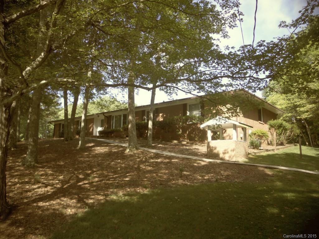 2111 Miranda Road Charlotte NC 28216