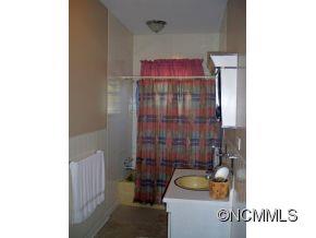 141 Edwards Avenue Swannanoa NC 28778