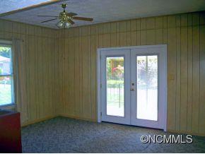 141 Edwards Avenue Swannanoa NC 28778