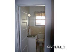 141 Edwards Avenue Swannanoa NC 28778