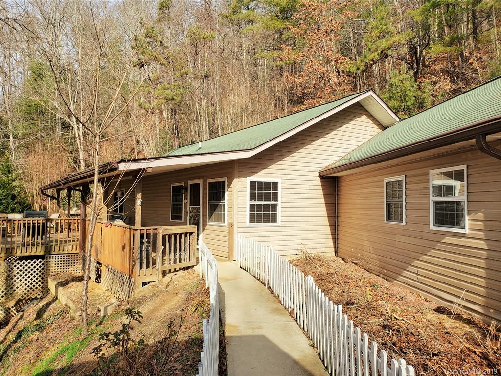 128 Pony Drive Waynesville NC 28785