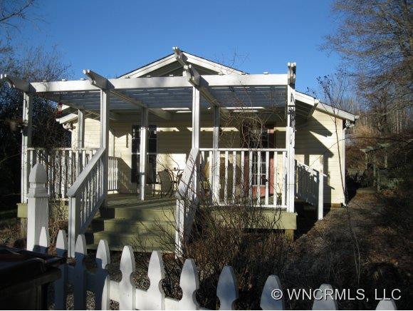 121 Davis Creek Road Candler NC 28715