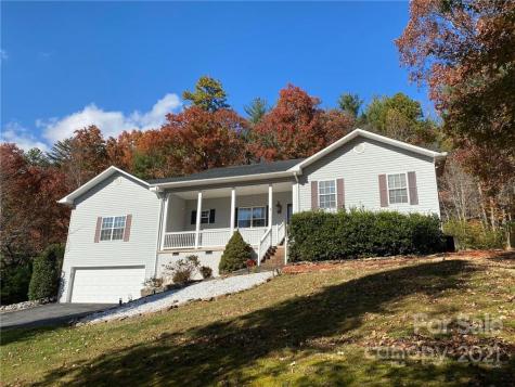 1055 Deep Woods Drive Marion NC 28752