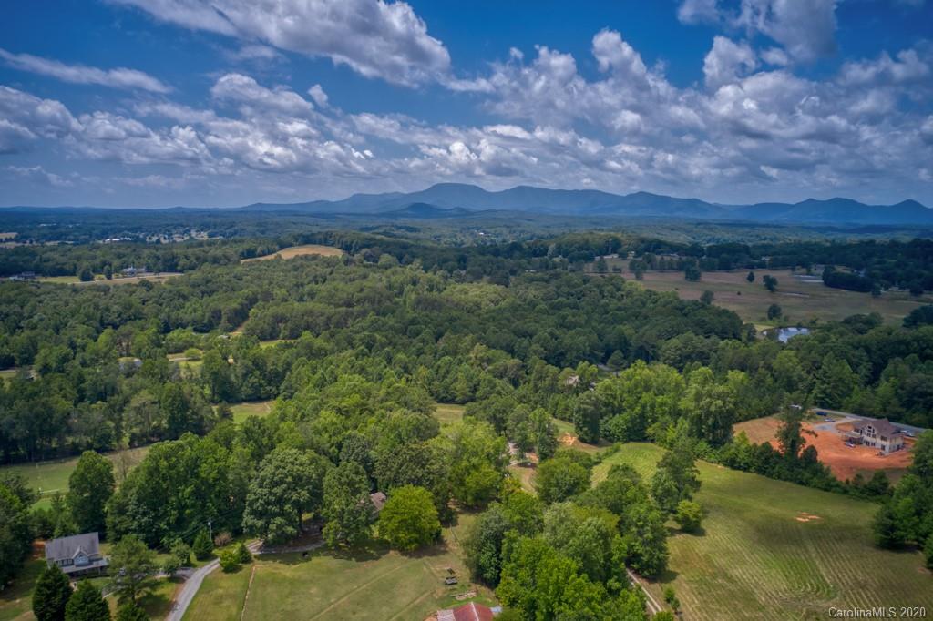 2412 Golf Course Road Columbus NC 28722