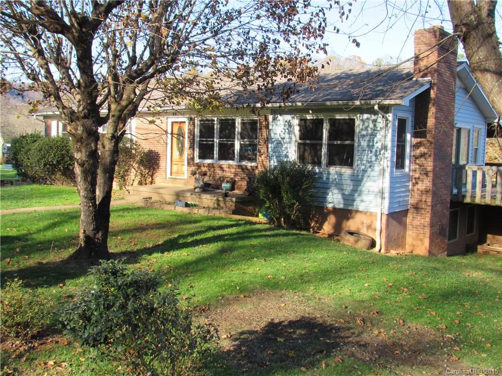 10 Hookers Gap Road Candler NC 28715