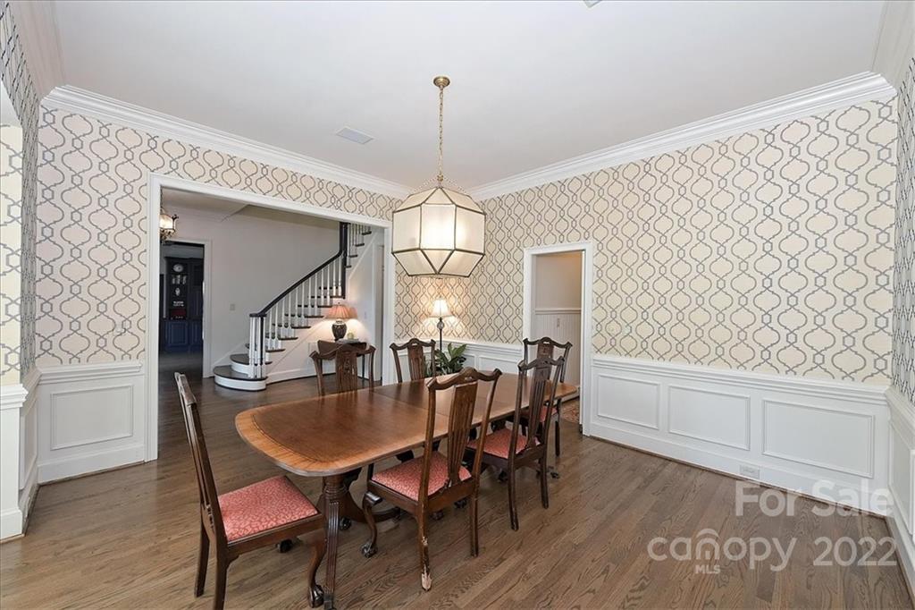 2711 Tanglewood Lane Charlotte NC 28211