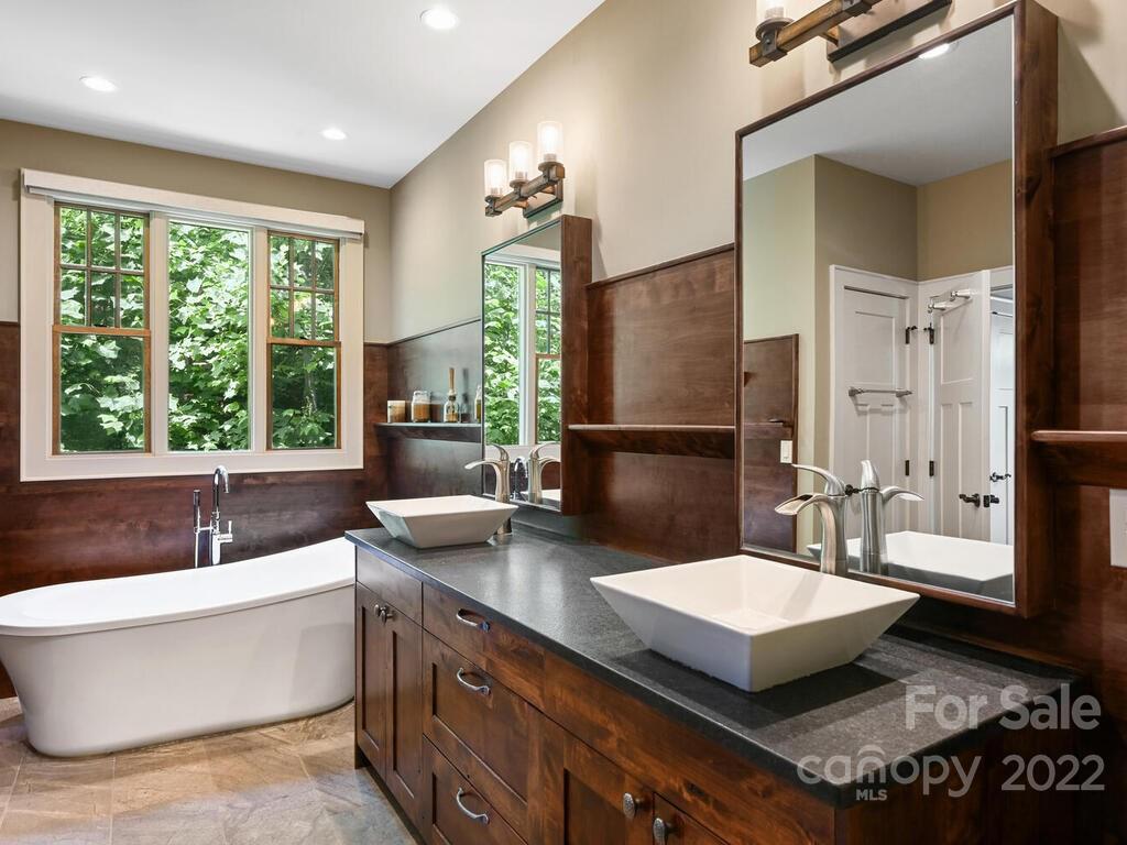 50 Courseview Drive Weaverville NC 28787