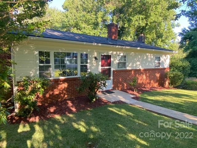 8 Vista Knoll Road Candler NC 28715