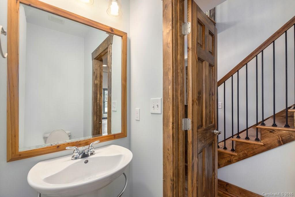 39 Finalee Avenue Asheville NC 28803