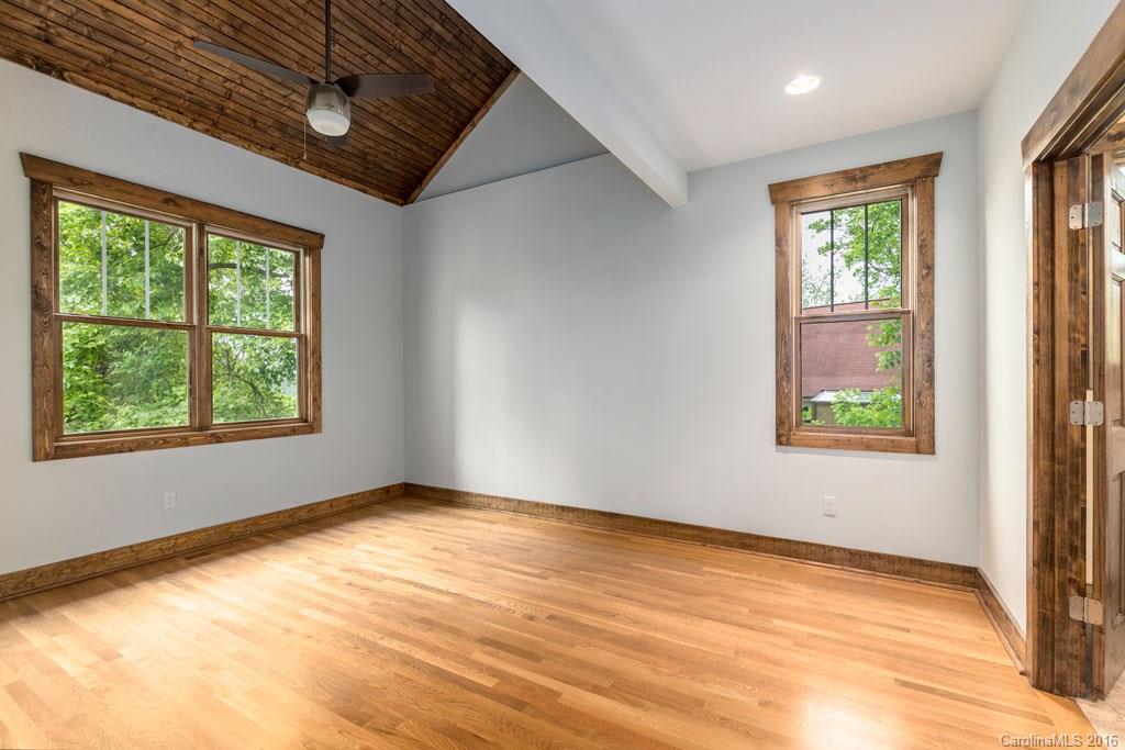 39 Finalee Avenue Asheville NC 28803