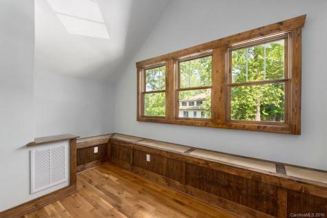 39 Finalee Avenue Asheville NC 28803