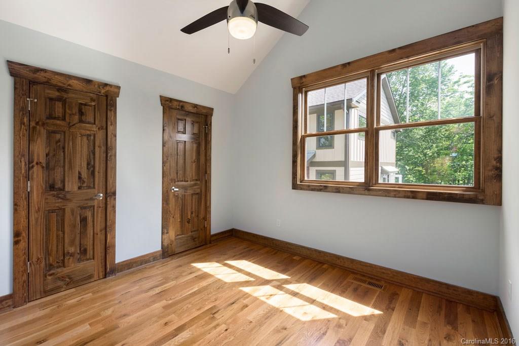 39 Finalee Avenue Asheville NC 28803