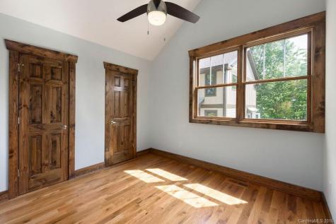39 Finalee Avenue Asheville NC 28803